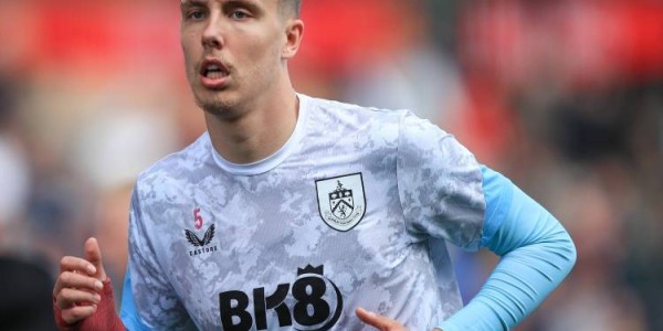 罗马诺：艾斯特福与伯恩利达成续约，新合同有效期至2030年6月