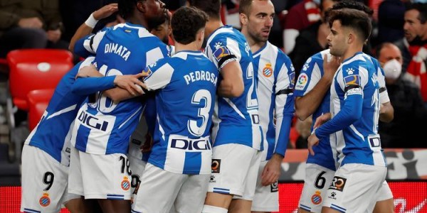 西甲凌晨焦点战！比利亚雷VS贝蒂斯，争冠集团卡位战燃情上演