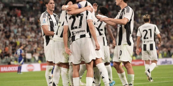 皇马1-0取胜晋级世俱杯八强，姆巴佩未进球，球队保持不败力争冠军