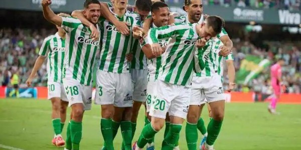 西甲焦点战前瞻：贝蒂斯主场迎战皇家社会，胜负天平倾向何方？